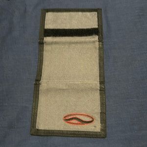 Van  slipped men wallet